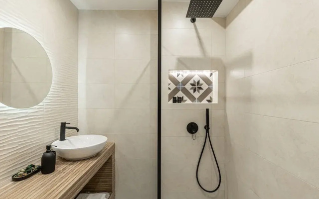 Ermoo Athens Modern Living