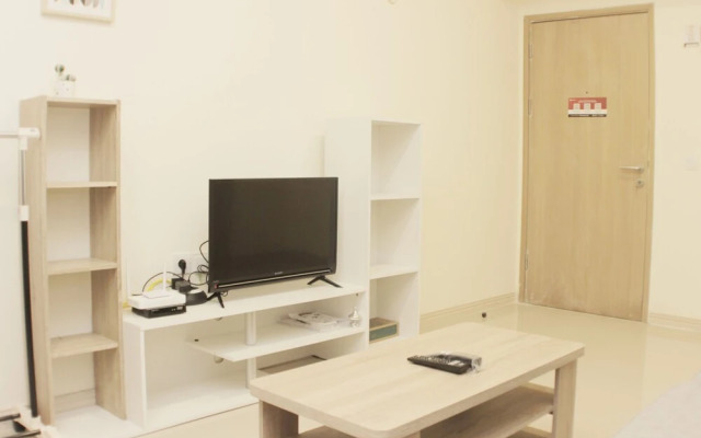 Luxury 1Br At Meikarta Apartment