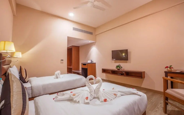 The Lalita Grand