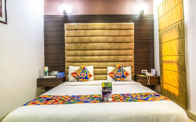 FabHotel Moon Hospitality DLF Phase 3