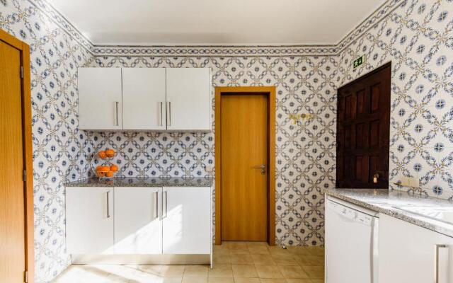 Villa Protea - 5 bedroom, beach, air-con, wifi