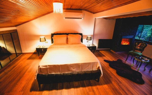 The Red Witch Boutique Hotel