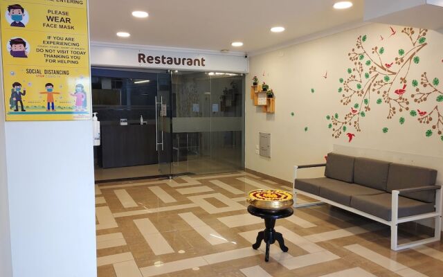 Downtown Business Hotel