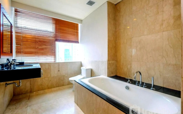 Luxury, Modern & Spacious Two Bedrooms Fully Furnished Apartment