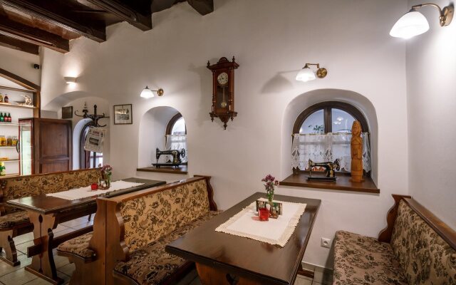 Penzión - Restaurant Atrium