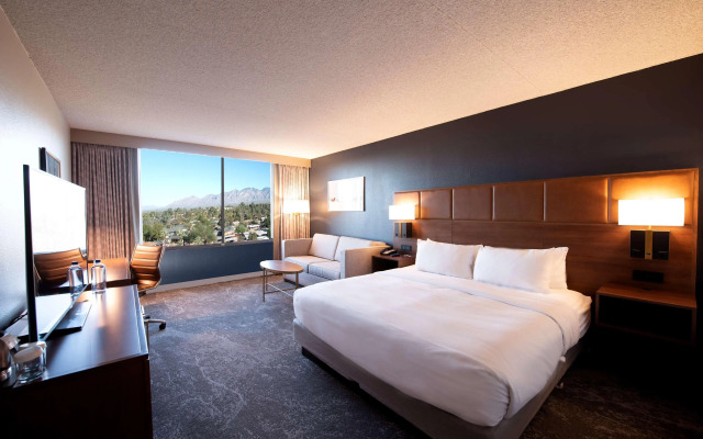 DoubleTree by Hilton Tucson - Reid Park