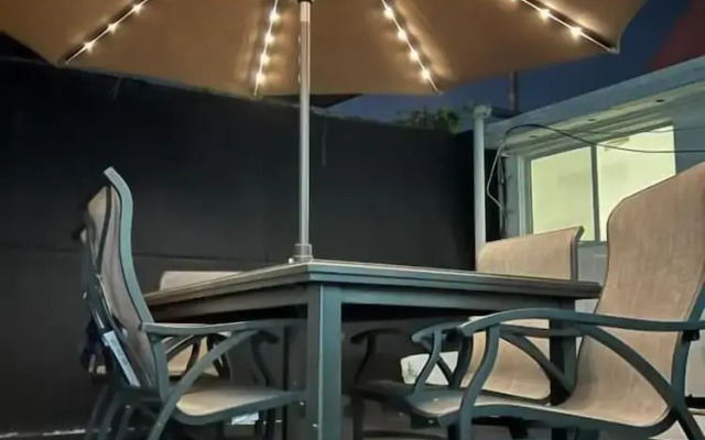 Culver City Hostel