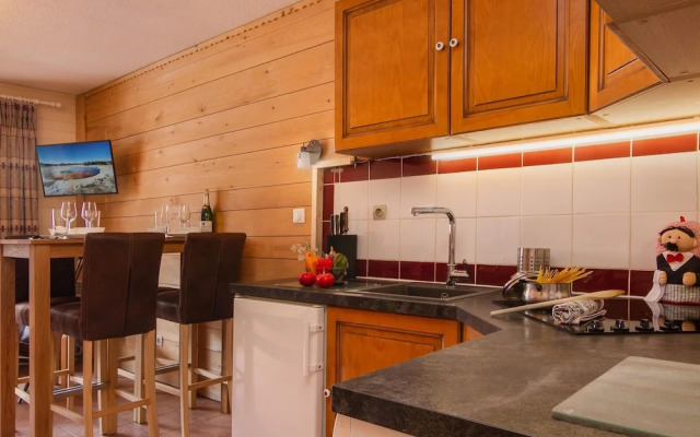 R Sidence Le Ch Teau - D86