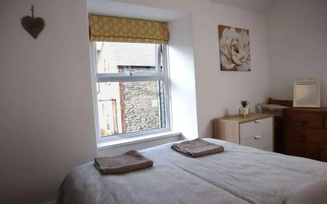 Park Square Retreat in Blaenau
