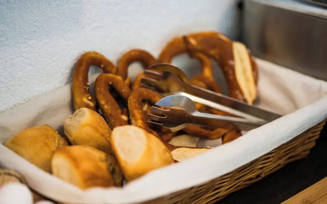 Bed and Breakfast Outlet Hotel