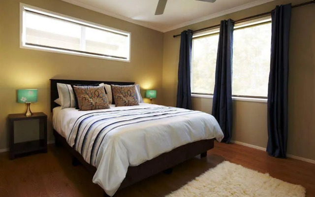 Orchid Grove Country Lodge