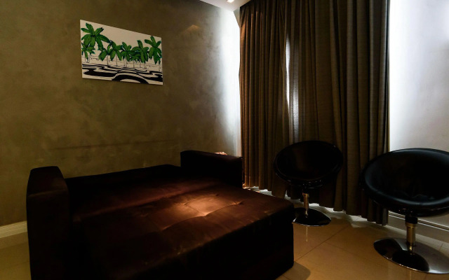 1 Quarto a 200m da Praia de Copacabana | SC 86/712