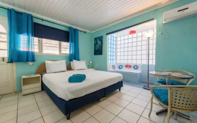 Sunflower Villa Studios By Cmd