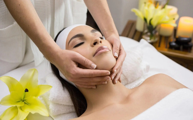 Hotel Coral And Marina