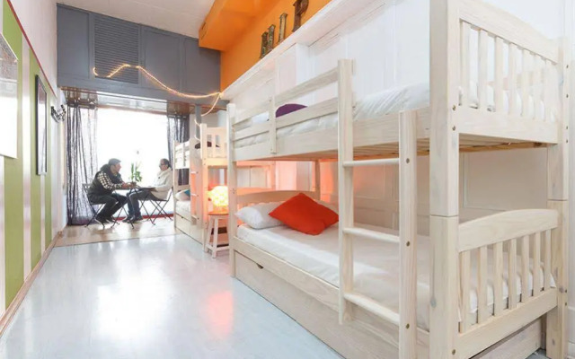 Hip Hostel