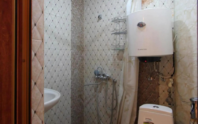 Amiryan street 1 bedroom Deluxe apartment With Balcony AM104