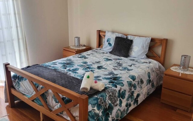 Charming 2-bed House in Ponta Delgada