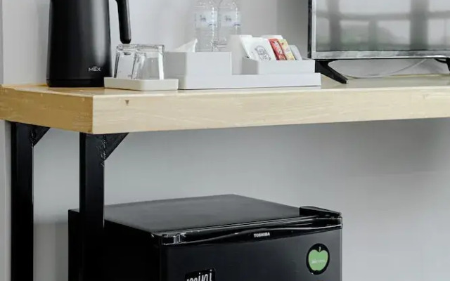 The Horizon Groove Hotel