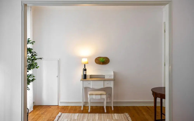 Sunny Apartment in Príncipe Real