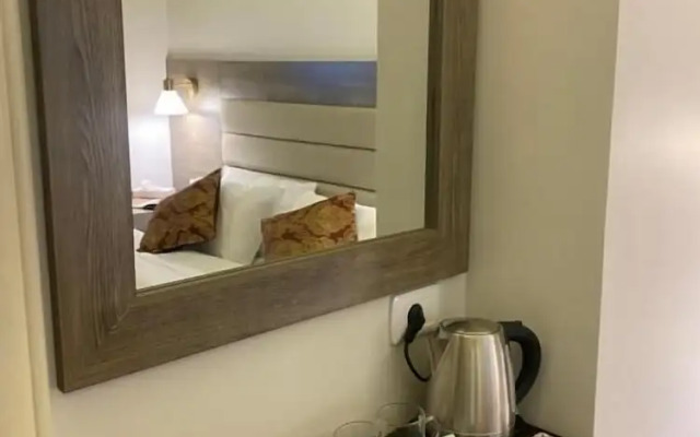Petra Oleander Hotel