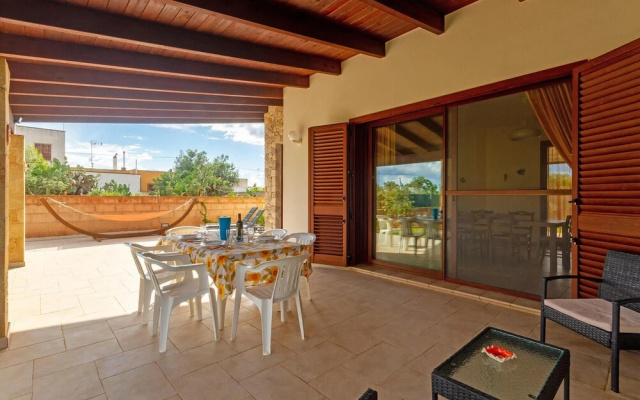 Nice Home in Racale With Wifi and 3 Bedrooms
