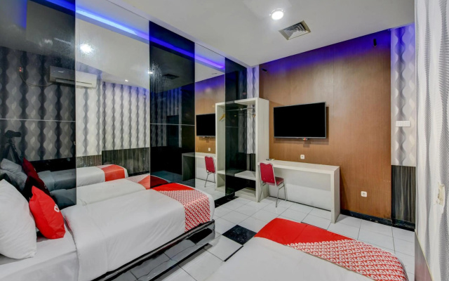 Super OYO 4010 Zaara Guest House Syariah – Guest Rooms – Padang
