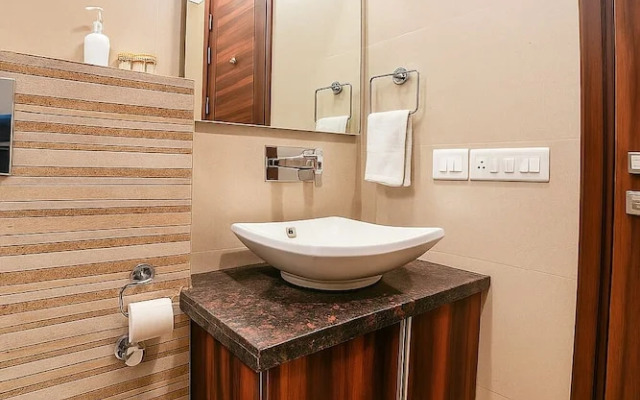 Hotel Grand Regency by JMD Group