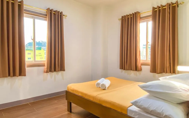 Metro Pines Inn