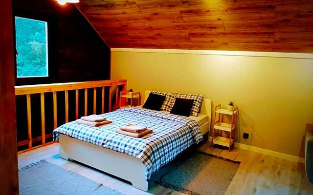 Ranczo w lesie - domki z jacuzzi