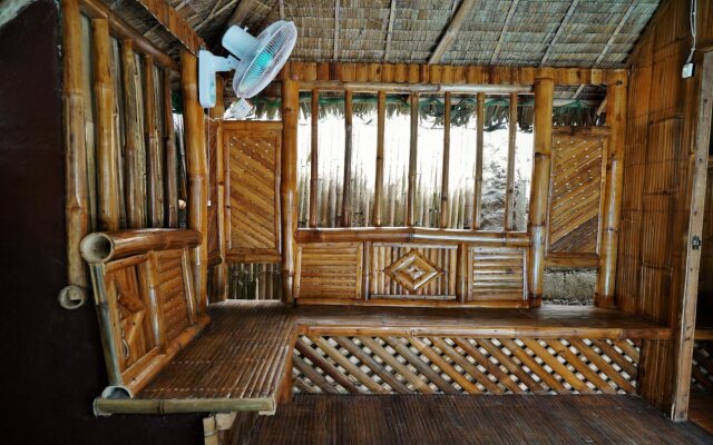 HideAway Dive Hostel