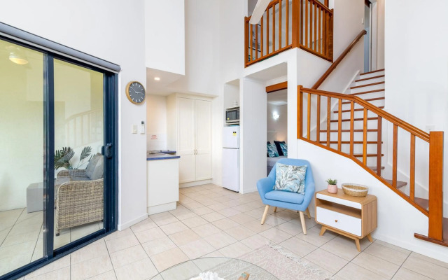 Seascape Holidays at 30 Tropic Style