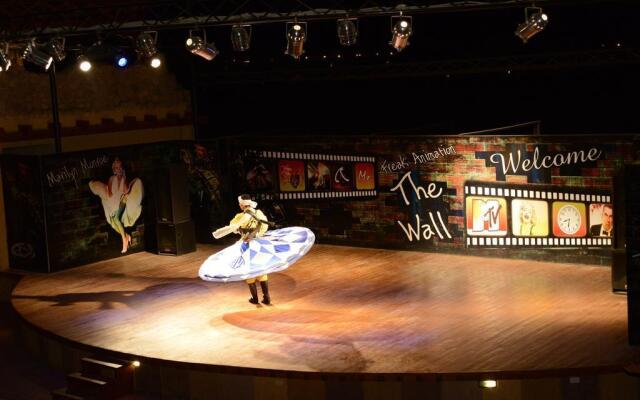 Charmillion Club Aqua Park