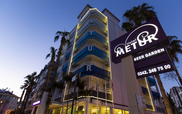 Mene City Hotel