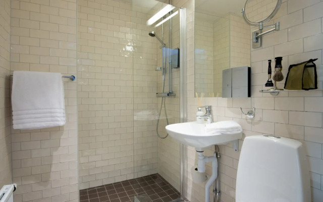 Best Western Arlanda Plus Park Airport Hotel