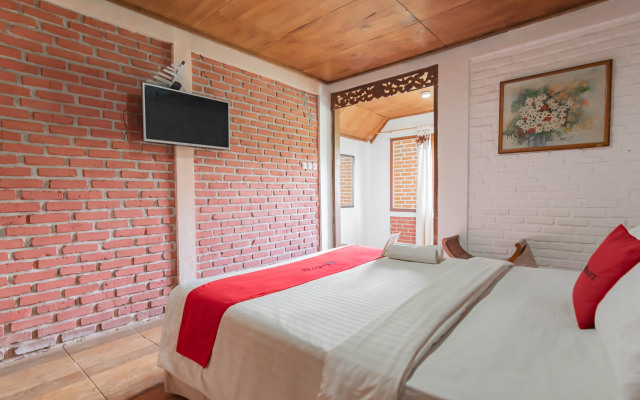 RedDoorz near Kampung Gajah 2