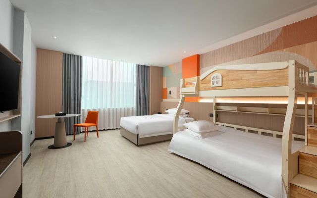 Hawthorn By Wyndham Guangzhou Baiyun Airport