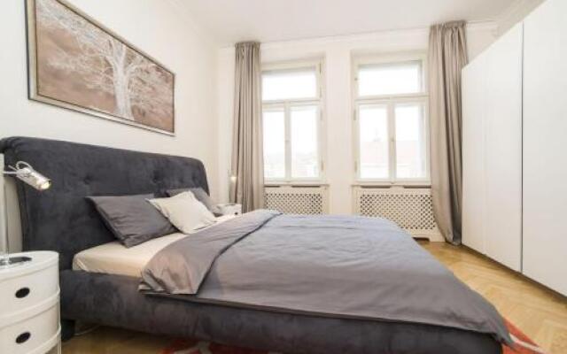 Milosrdnych Apartments