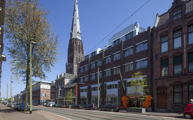 easyHotel The Hague City Centre
