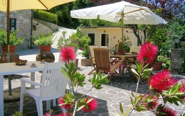 Apartment With 2 Bedrooms in Assisi, With Shared Pool and Wifi