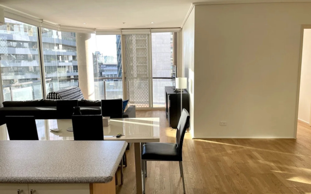 Readyset Apartments at Dockside