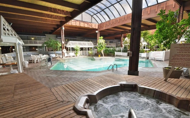 Sturbridge Host Hotel & Conference Center