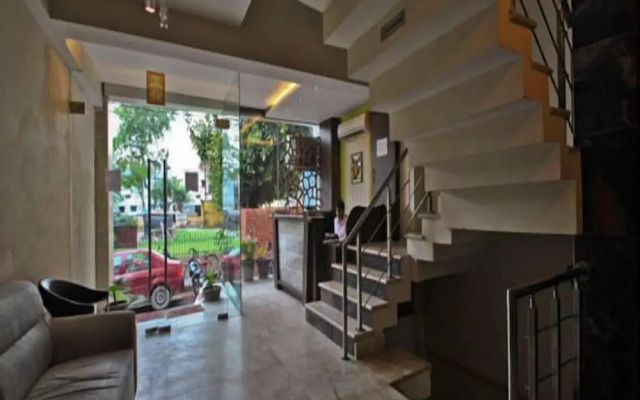 Hotel Mandiram