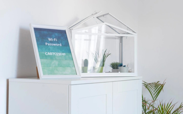 The Yellow House Cascais