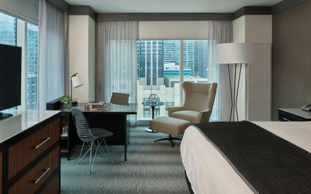 Loews Chicago Hotel