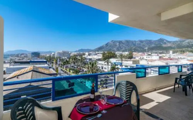 Banana Beach Marbella 6 Pax 378