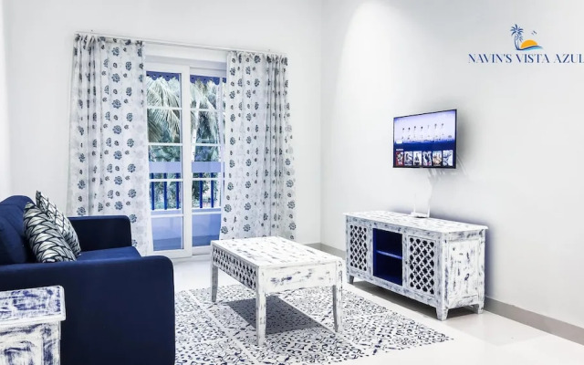 Navin S Vista Azul