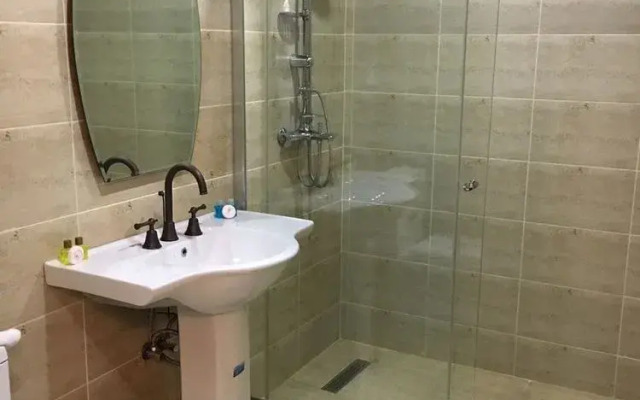 Riva Hotel