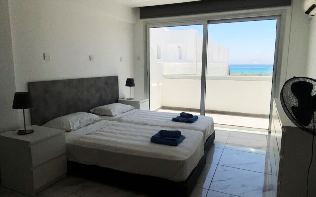 Nissi Adonis Suites