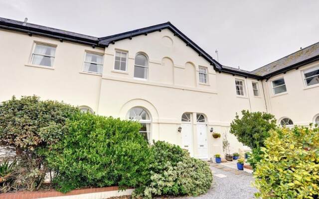 Former Stable Converted to a Nice Holiday Home in Brighton