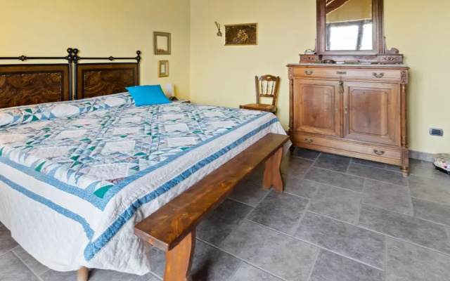 Belvilla by OYO Secluded Apartment With Balcony